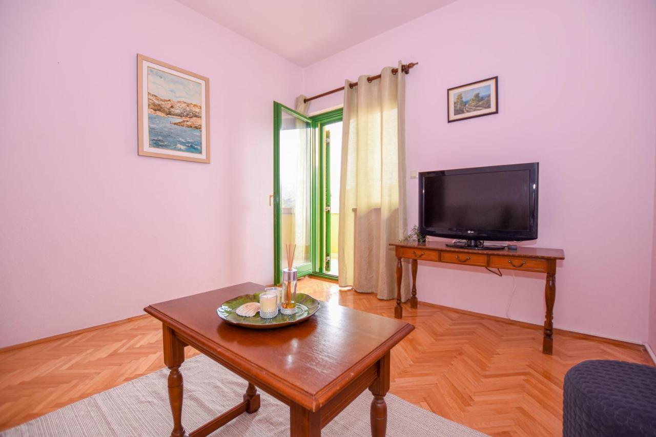 Apartments Kate Pag Town Εξωτερικό φωτογραφία